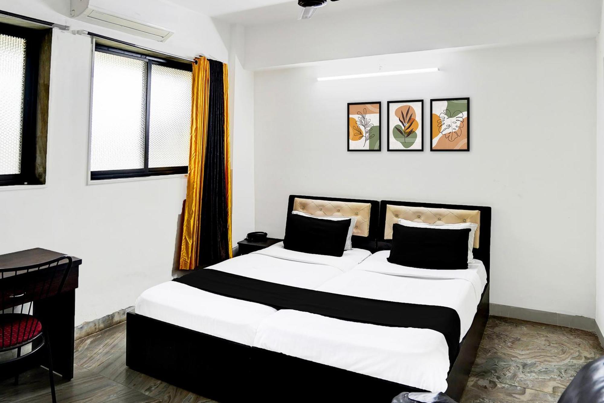 OYO 67369 Deluxe United Corporate Home Navi Mumbai Extérieur photo